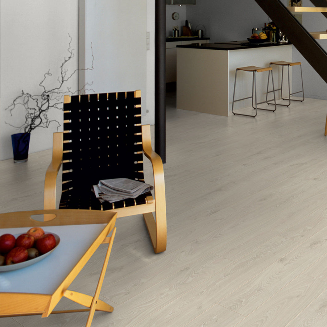 Timeless Oak Beige (D3597) £17.50 Per Metre = £20.80 Per Pack